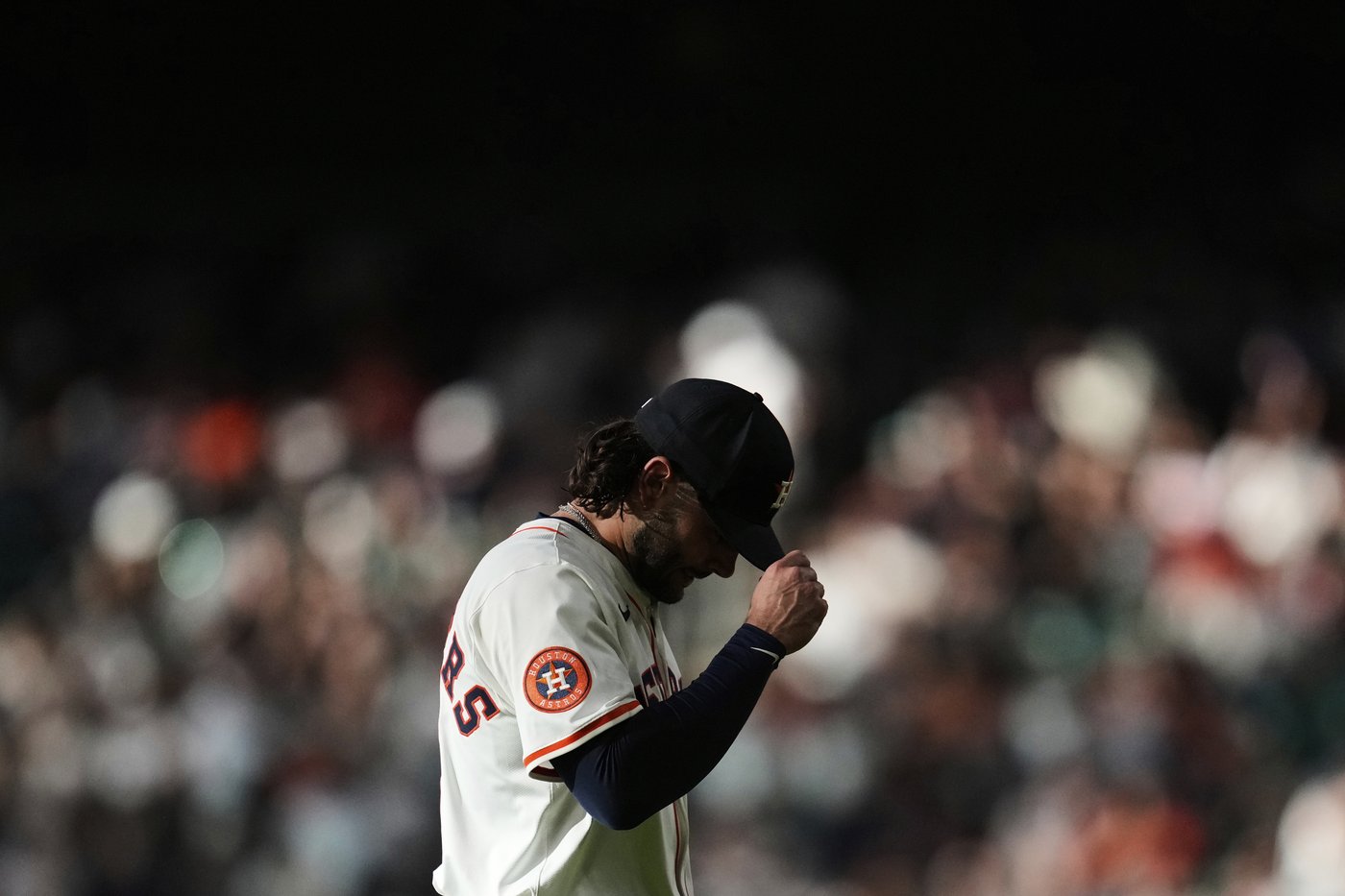 Houston pitcher McCullers receives death threats directed at his children after tough start | iNFOnews.ca