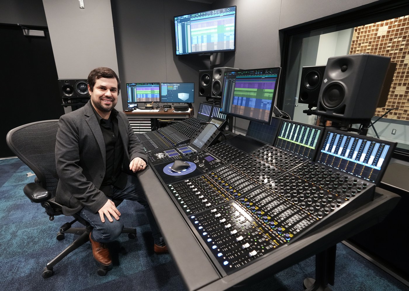 Humber professor's Grammy-nominated album is a 360-degree love letter to Toronto | iNFOnews.ca