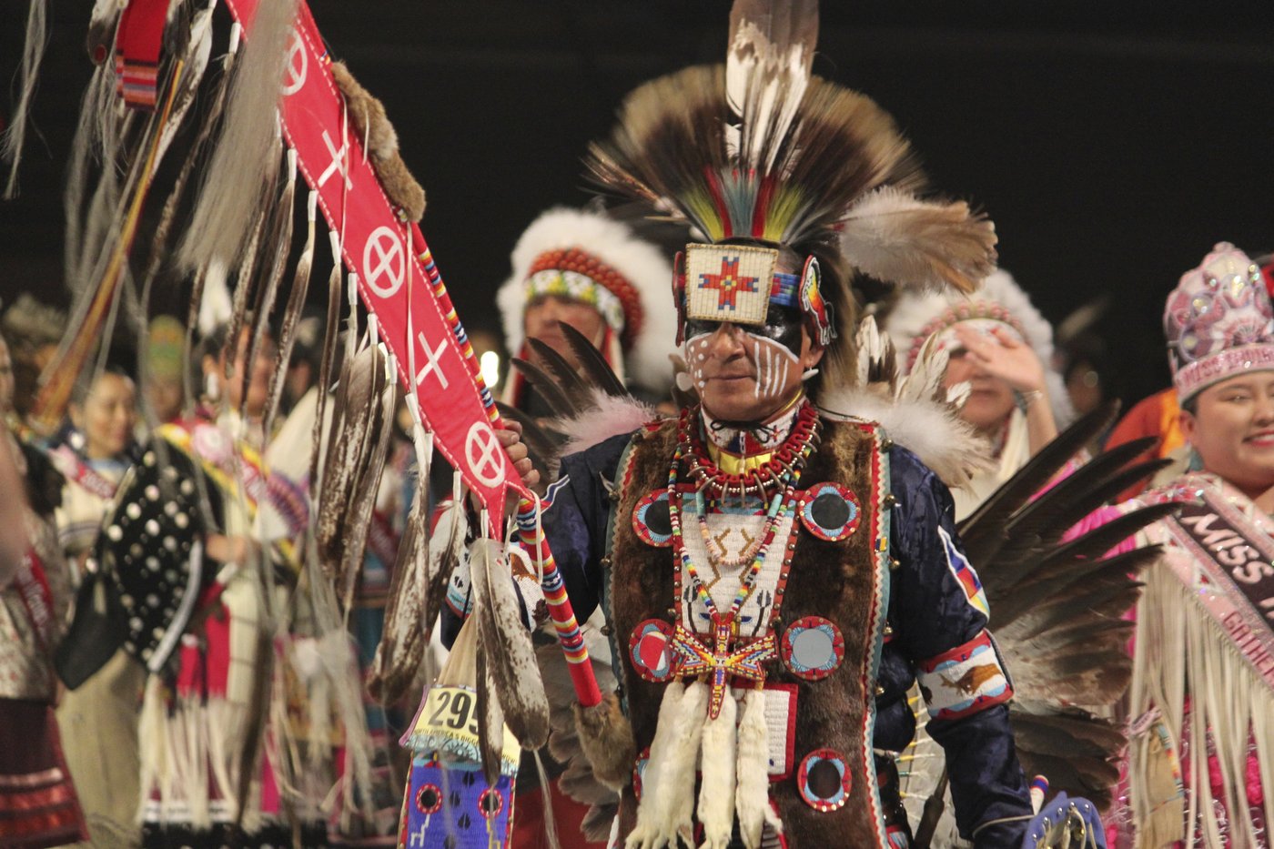 Thousands gather in New Mexico for the largest powwow in North America | iNFOnews.ca