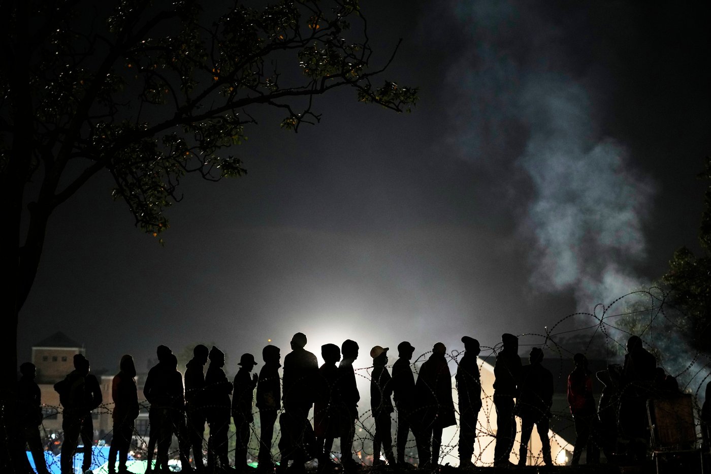 More than 53,000 immigrants have been deported or repatriated by South Africa in a crackdown | iNFOnews.ca