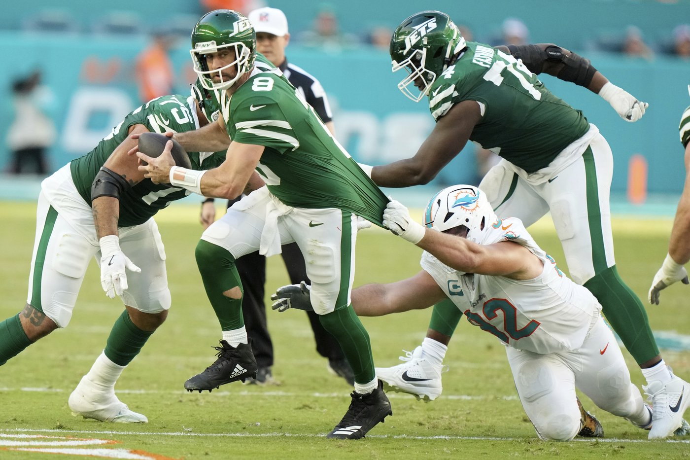 Jets' postseason drought extends to NFL-high 14 straight seasons with a loss to Dolphins | iNFOnews.ca