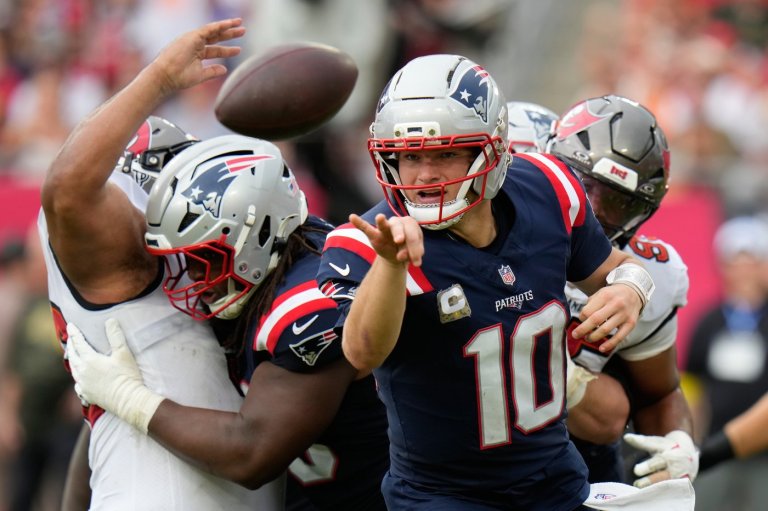 Top photos from Week 10 of the NFL season | iNFOnews.ca