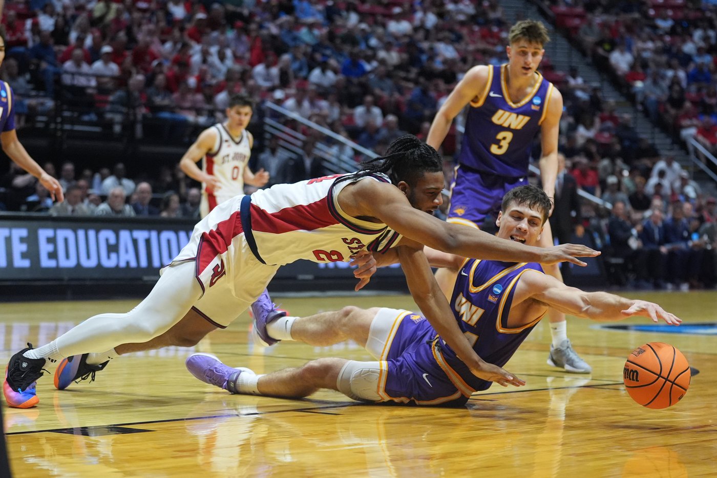 Zuby Ejiofor leads streaking St. John's past Northern Iowa 79-53 in strong NCAA Tournament opener | iNFOnews.ca Zuby Ejiofor leads streaking St. John's past Northern Iowa 79-53 in strong NCAA Tournament opener | iNFOnews.ca