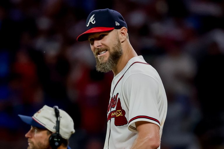 Braves' Sale demands ball in 9th to cap 1st complete game since 2019 in 1-0 shutout of Dodgers | iNFOnews.ca