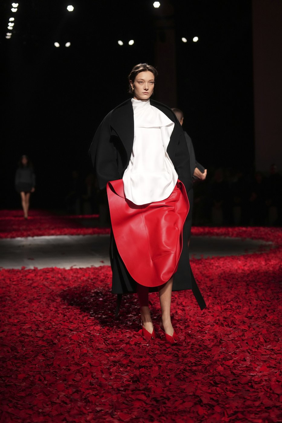 Ferragamo pops red with a Milan collection inspired by the world of dance | iNFOnews.ca