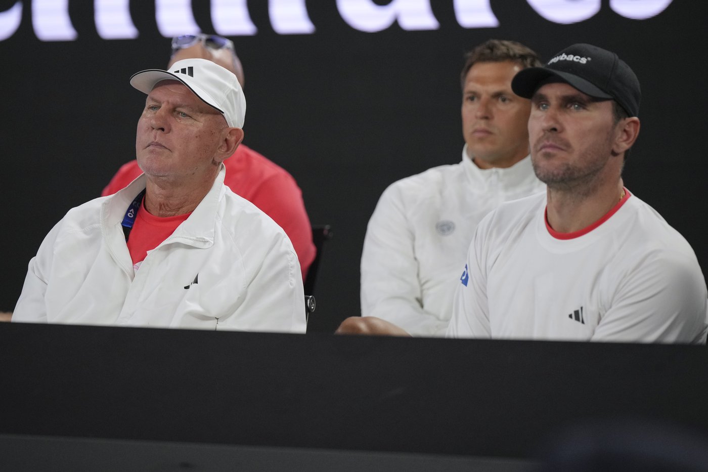 Novak Djokovic and Andy Murray chatted mid-match thanks to the new Australian Open coaches' box | iNFOnews.ca Novak Djokovic and Andy Murray chatted mid-match thanks to the new Australian Open coaches' box | iNFOnews.ca
