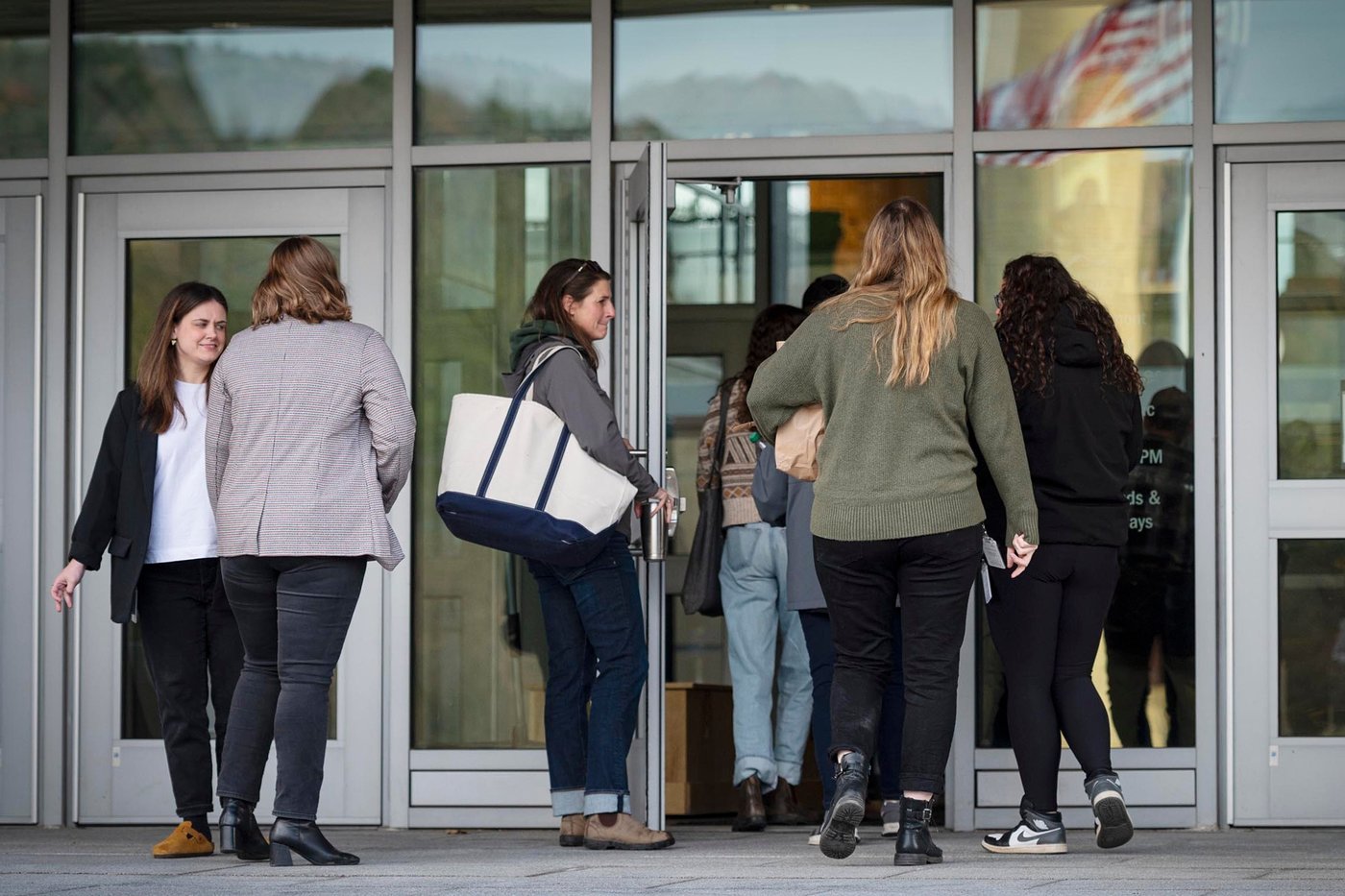 Vermont labor board orders state to end return-to-office requirement for employees | iNFOnews.ca