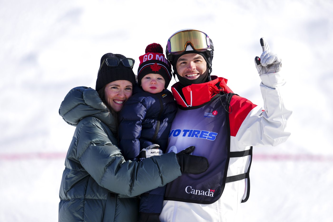 'A legend': Moguls great Mikaël Kingsbury gets high praise from Alexandre Bilodeau | iNFOnews.ca