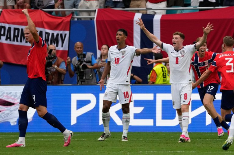 England scores in World Cup match with Norway after ball appears to hit camera cable over field | iNFOnews.ca