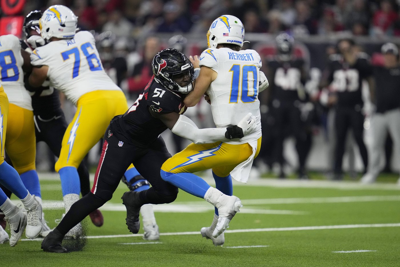 Jayden Daniels accomplishes a feat last done by Slinging Sammy Baugh in 1937 | iNFOnews.ca