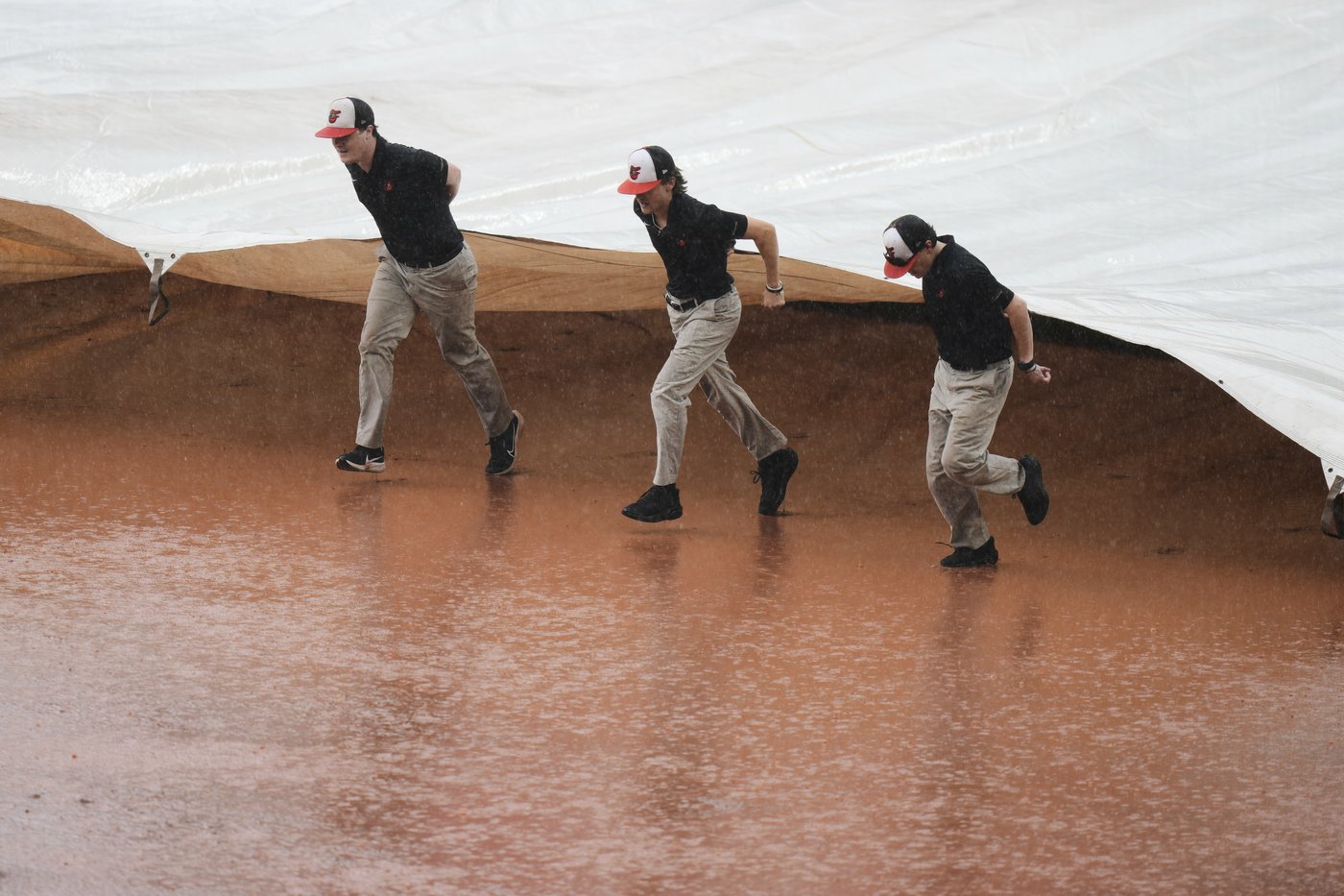 Tomoyuki Sugano earns 10th victory as Orioles outlast Mariners 5-3 after long rain delay | iNFOnews.ca