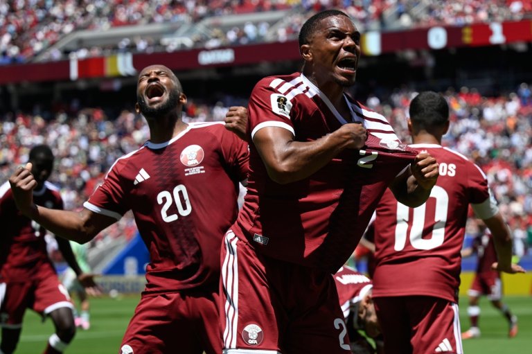 Boualem Khoukhi's goal on header in stoppage time earns Qatar a 1-1 World Cup draw with Switzerland | iNFOnews.ca