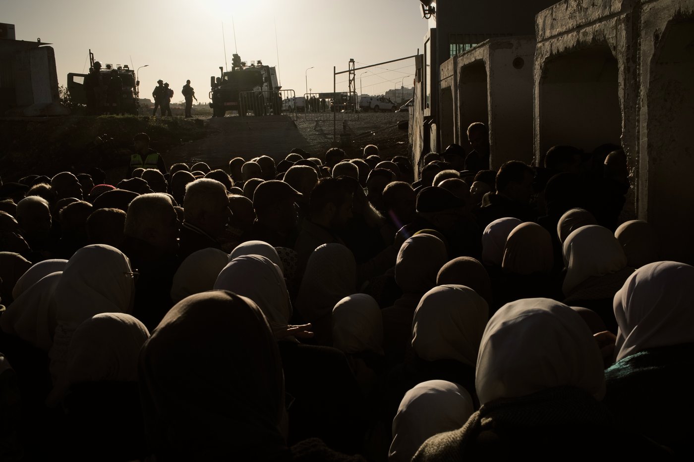 Ramadan ushers in a month of fasting, worship and charity for Muslims, in photos | iNFOnews.ca