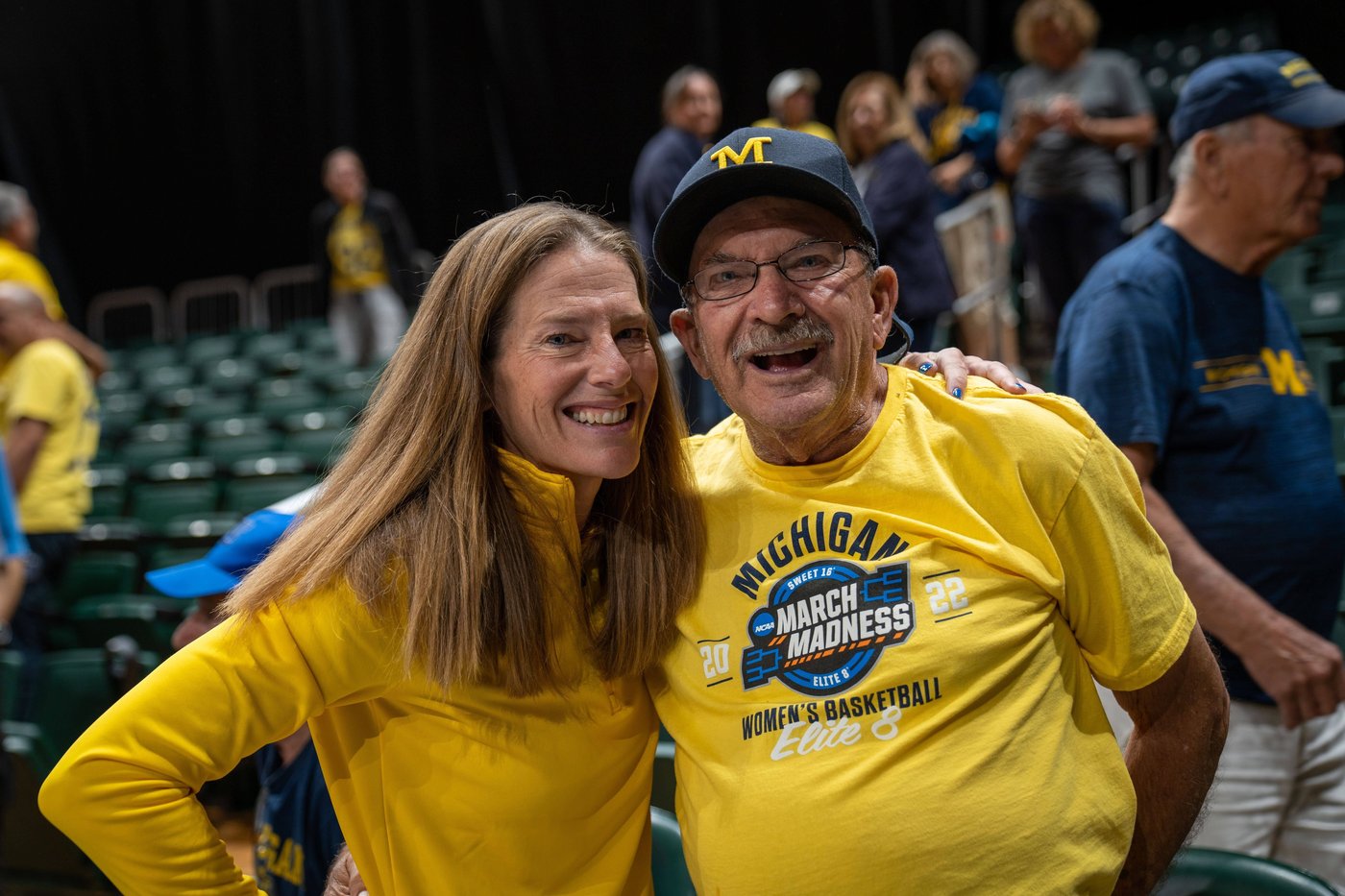 Michigan coach Kim Barnes Arico reflects on bittersweet return to New Jersey without her dad | iNFOnews.ca