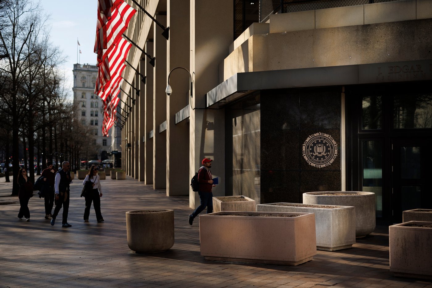 Fears of looser standards as the FBI and Justice Department scramble to fill a depleted workforce | iNFOnews.ca