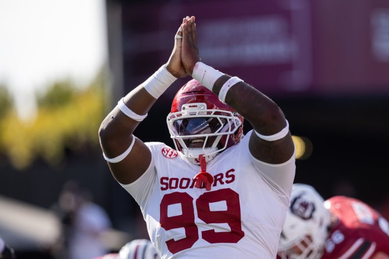 College football Week 9: No. 8 Ole Miss to test defense of No. 13 Sooners in 1 of 3 Top 25 SEC games | iNFOnews.ca
