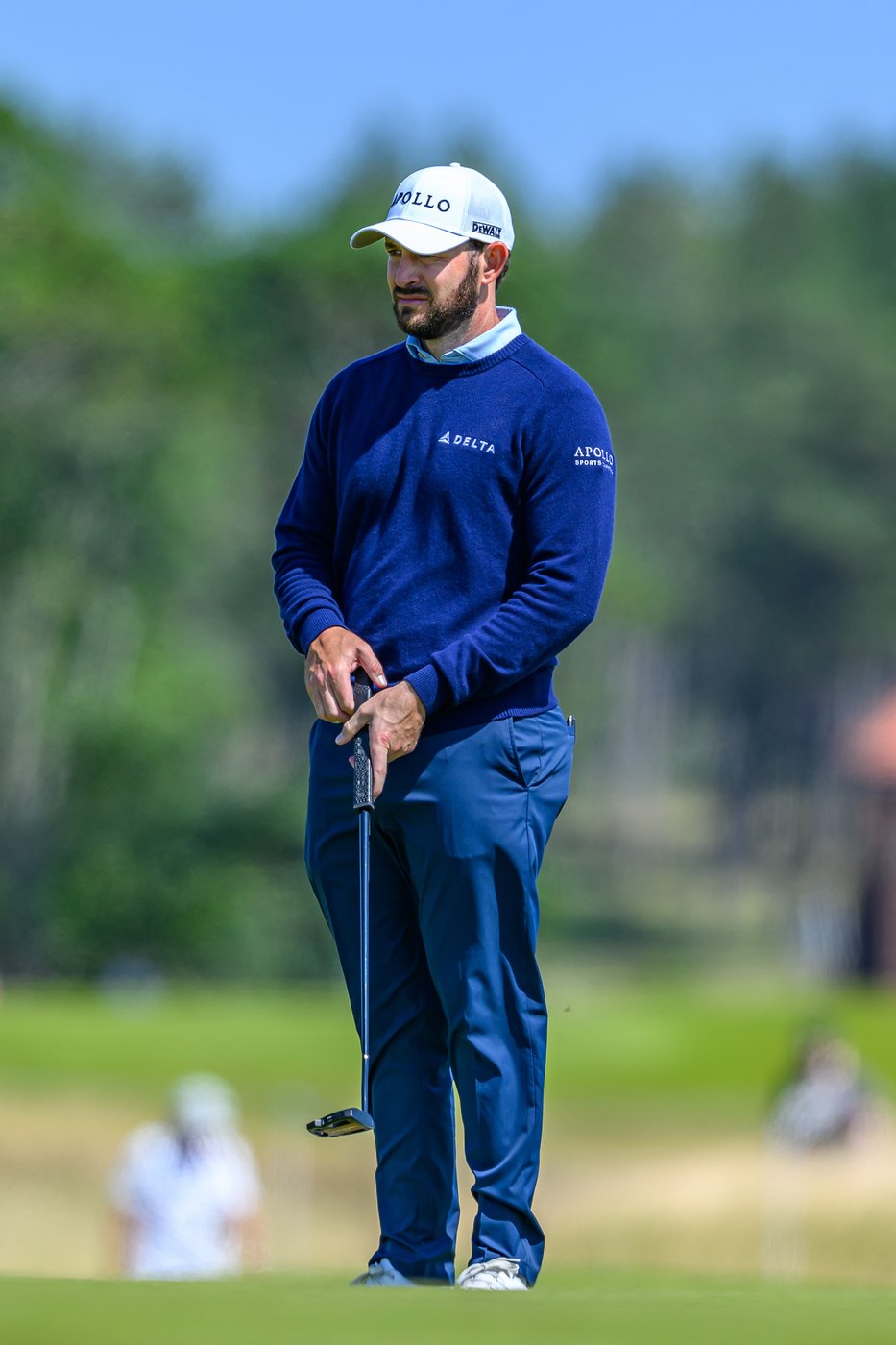 McIlroy and Cantlay are part of a five-way tie for the lead in the Scottish Open | iNFOnews.ca