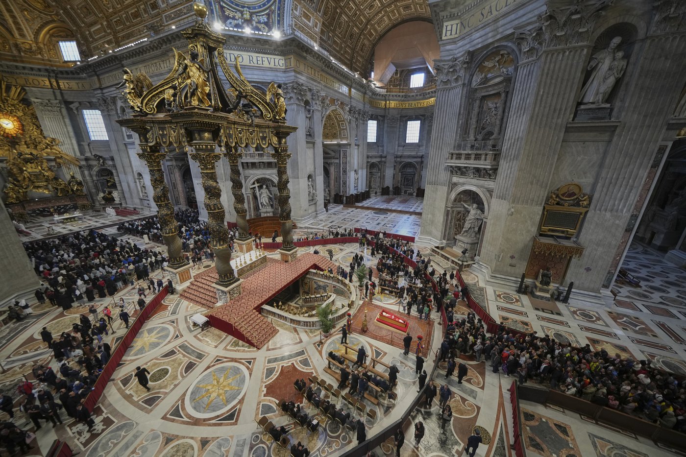 Tens of thousands file into St. Peter's Basilica to pay final respects to Pope Francis | iNFOnews.ca Tens of thousands file into St. Peter's Basilica to pay final respects to Pope Francis | iNFOnews.ca