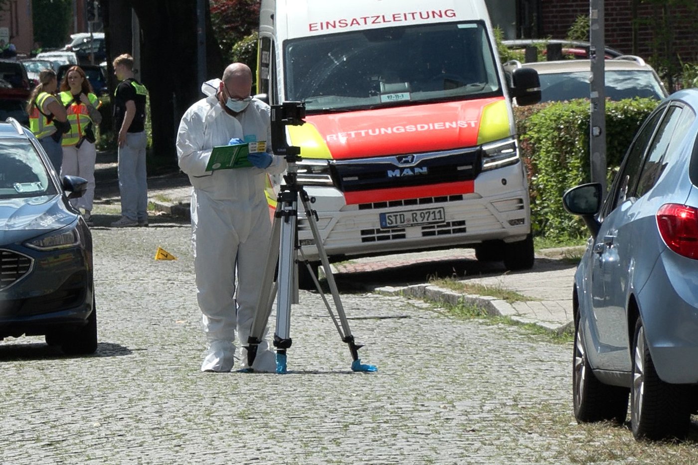Suspect in German shooting that killed 6 is found dead in his prison cell | iNFOnews.ca Suspect in German shooting that killed 6 is found dead in his prison cell | iNFOnews.ca