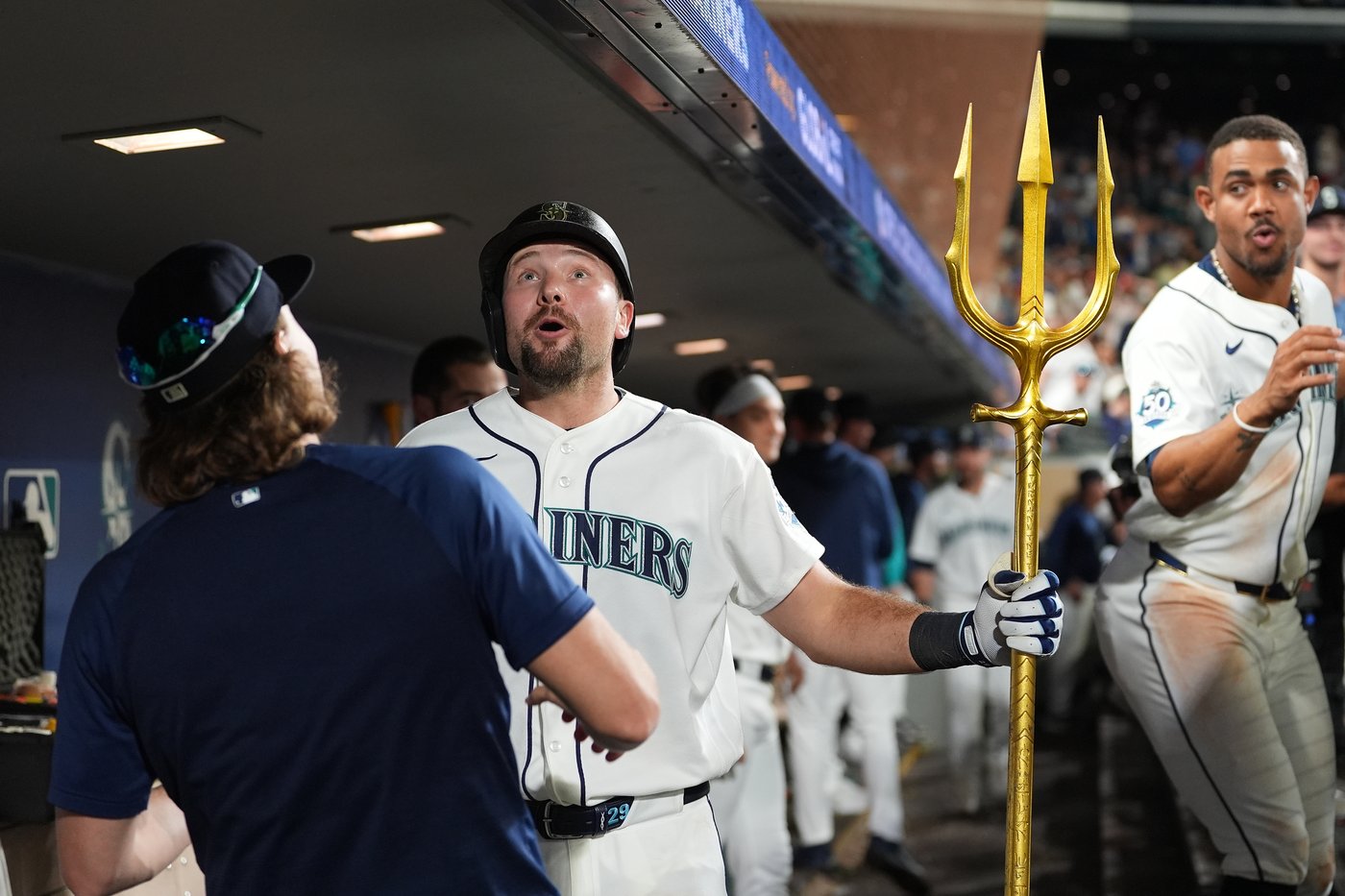 Cal Raleigh’s 3-homer night powers Mariners, snaps Phillies’ 9-game win streak | iNFOnews.ca Cal Raleigh’s 3-homer night powers Mariners, snaps Phillies’ 9-game win streak | iNFOnews.ca