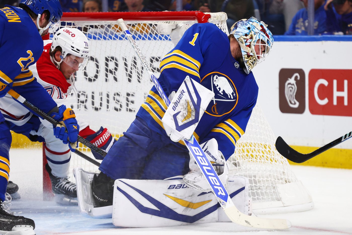 Suzuki, Evans cap 2nd-period surge, Canadiens beat Sabres 6-3 to take 3-2 lead in 2nd-round series | iNFOnews.ca