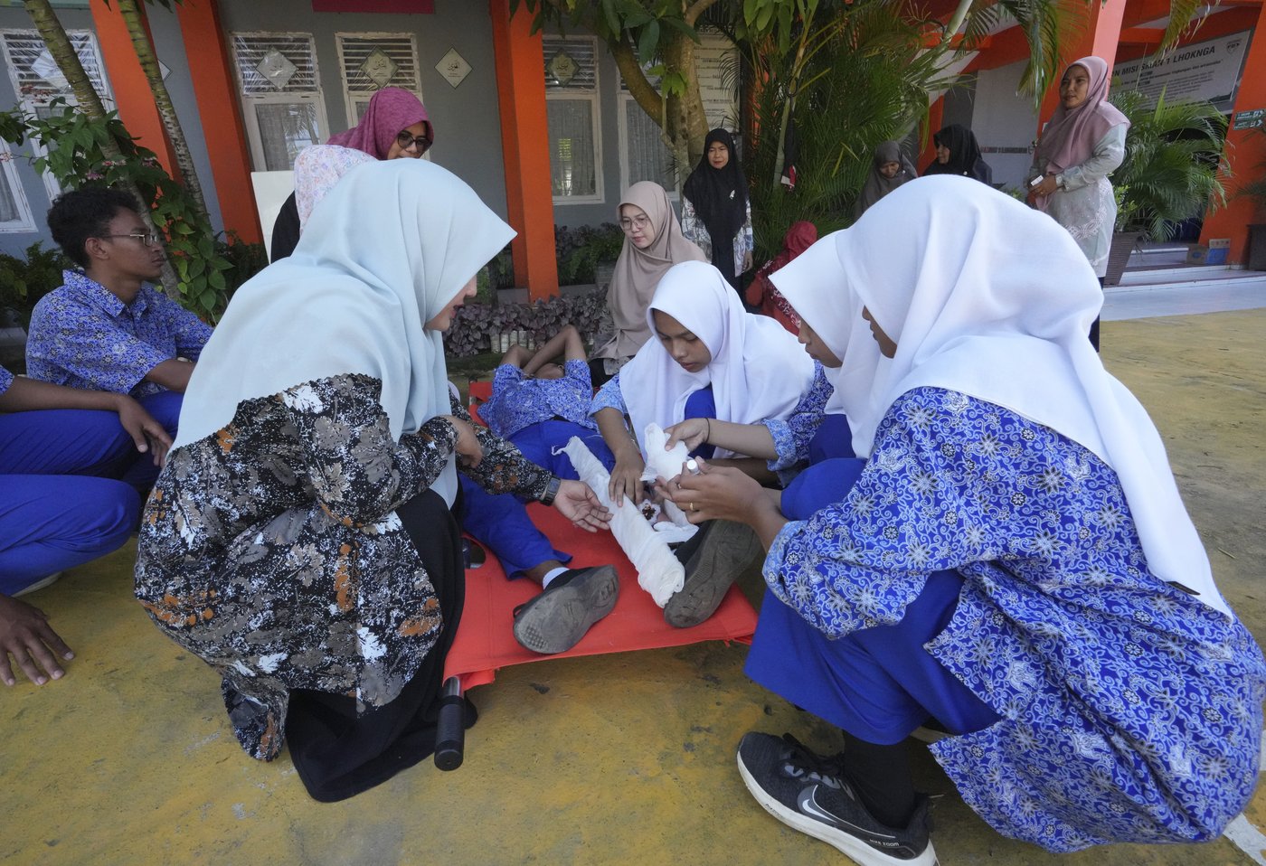 Indonesians mark 2 decades since the tragic tsunami that killed hundreds of thousands | iNFOnews.ca Indonesians mark 2 decades since the tragic tsunami that killed hundreds of thousands | iNFOnews.ca