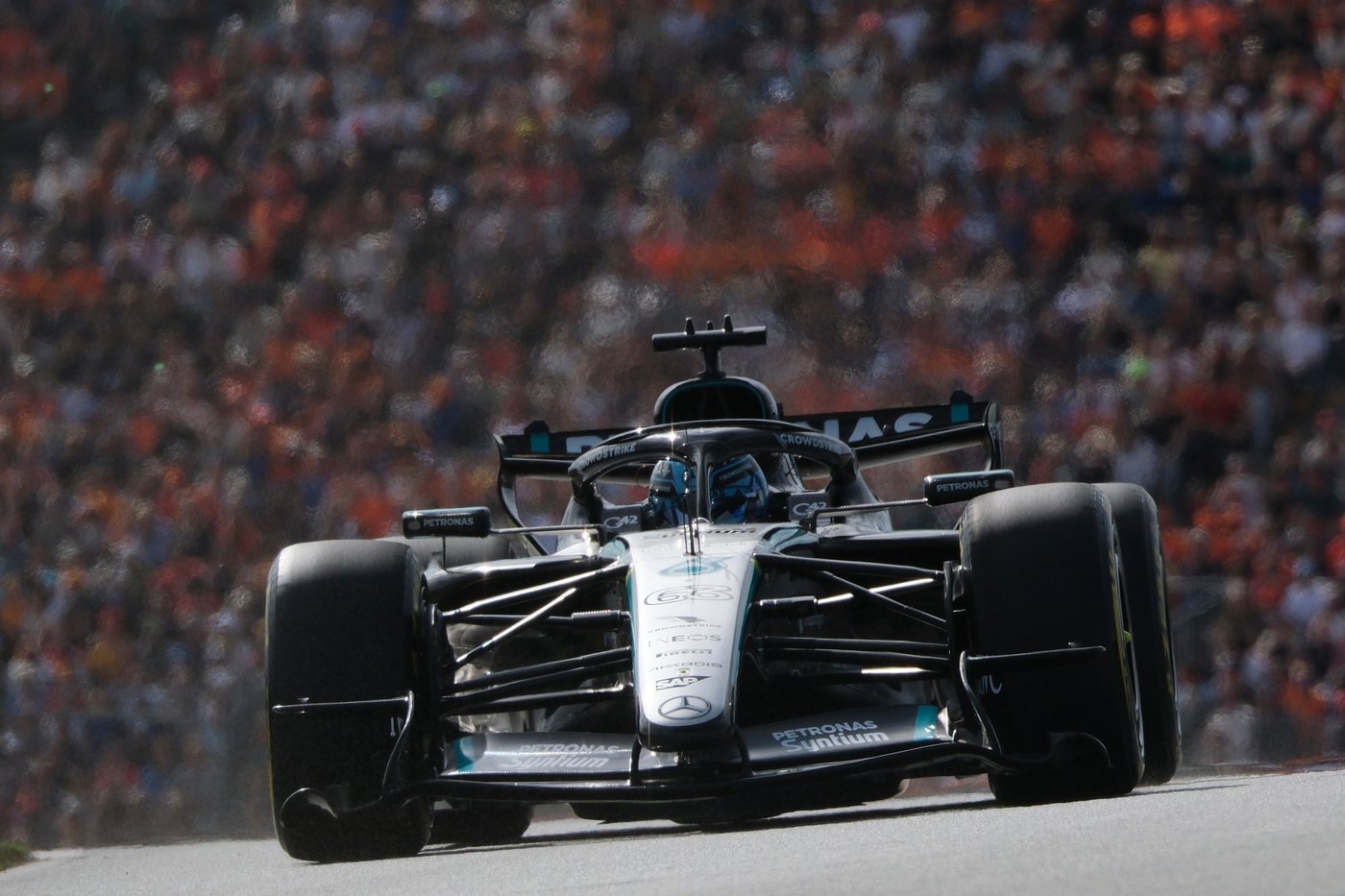Russell jokes that getting engaged helped him speed to pole as F1 returns at the Dutch GP | iNFOnews.ca Russell jokes that getting engaged helped him speed to pole as F1 returns at the Dutch GP | iNFOnews.ca