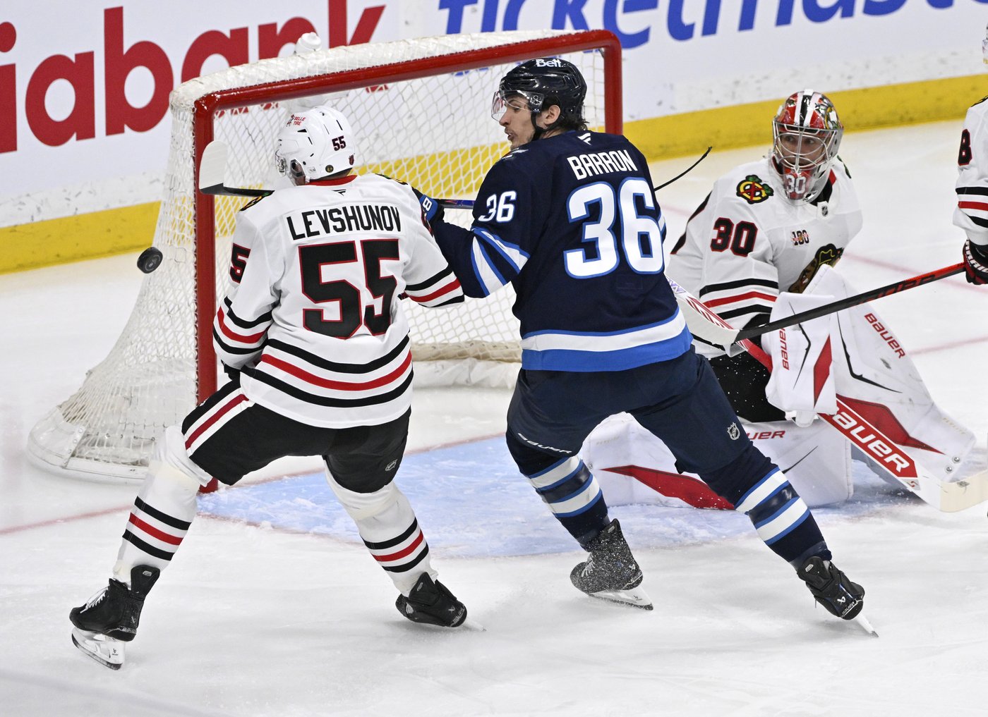 Scheifele completes Jets' late rally with OT winner in 3-2 decision over Blackhawks | iNFOnews.ca