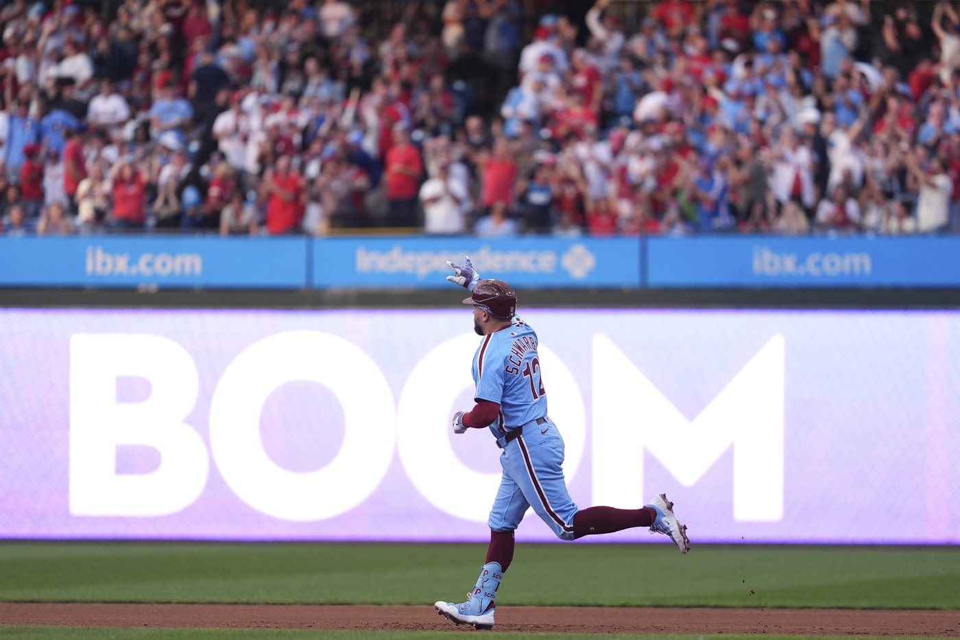 Kyle Schwarber has 21st 4-homer game in MLB, drives in Phillies-record 9 runs | iNFOnews.ca Kyle Schwarber has 21st 4-homer game in MLB, drives in Phillies-record 9 runs | iNFOnews.ca