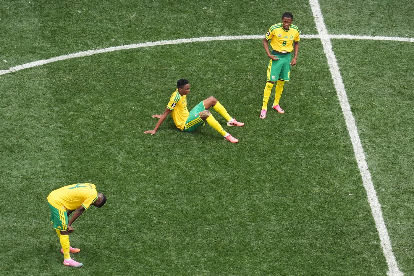 Canada defeats South Africa 1-0 in first round of 32 match on World Cup Day 18, in photos | iNFOnews.ca
