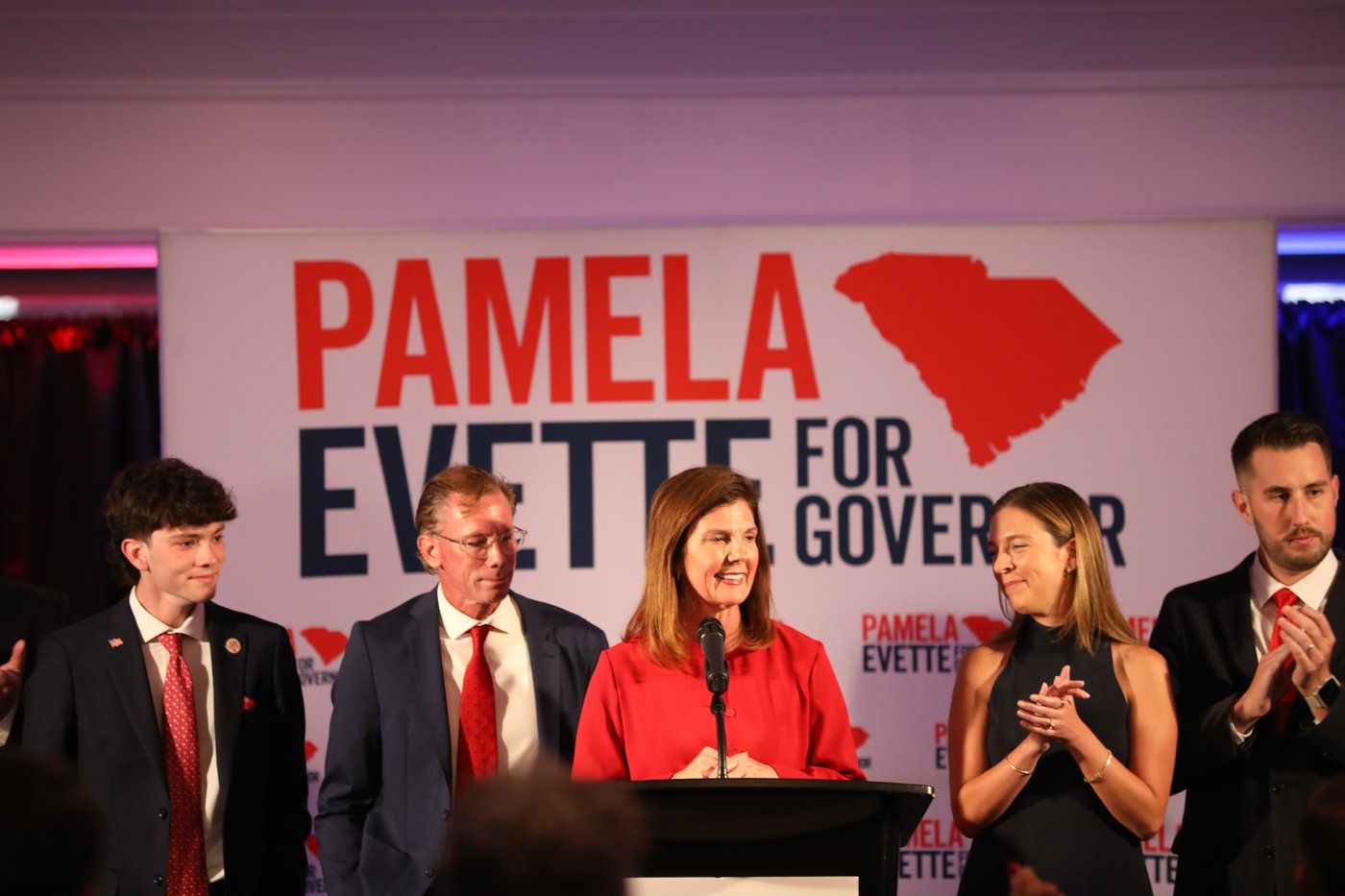Alan Wilson wins South Carolina Republican governor runoff after Trump hedges his bet on race | iNFOnews.ca