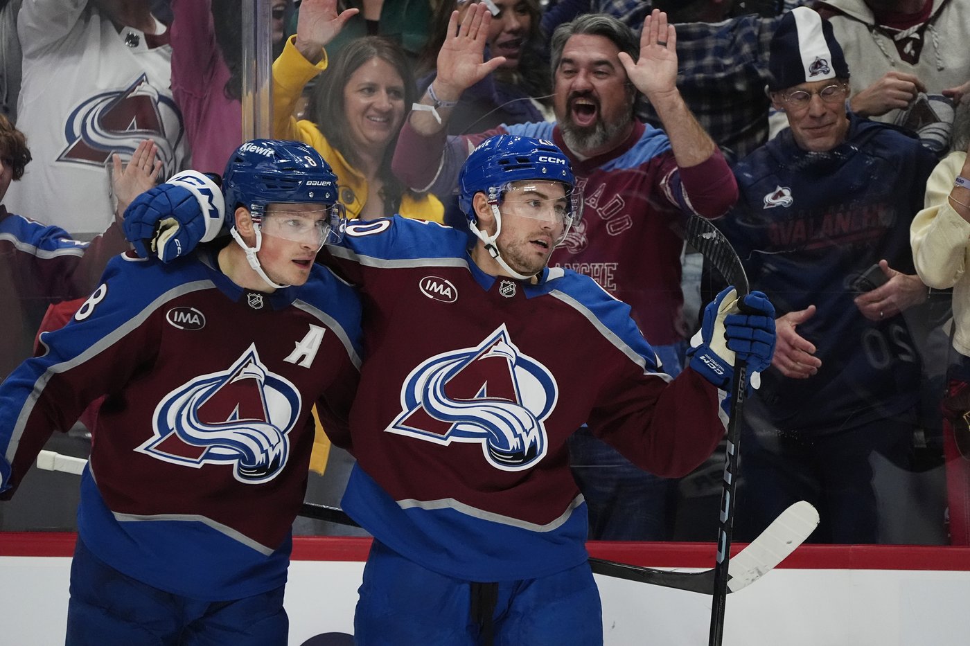 O'Connor, Colton score quick goals to lift Avs past Senators 5-4 | iNFOnews.ca