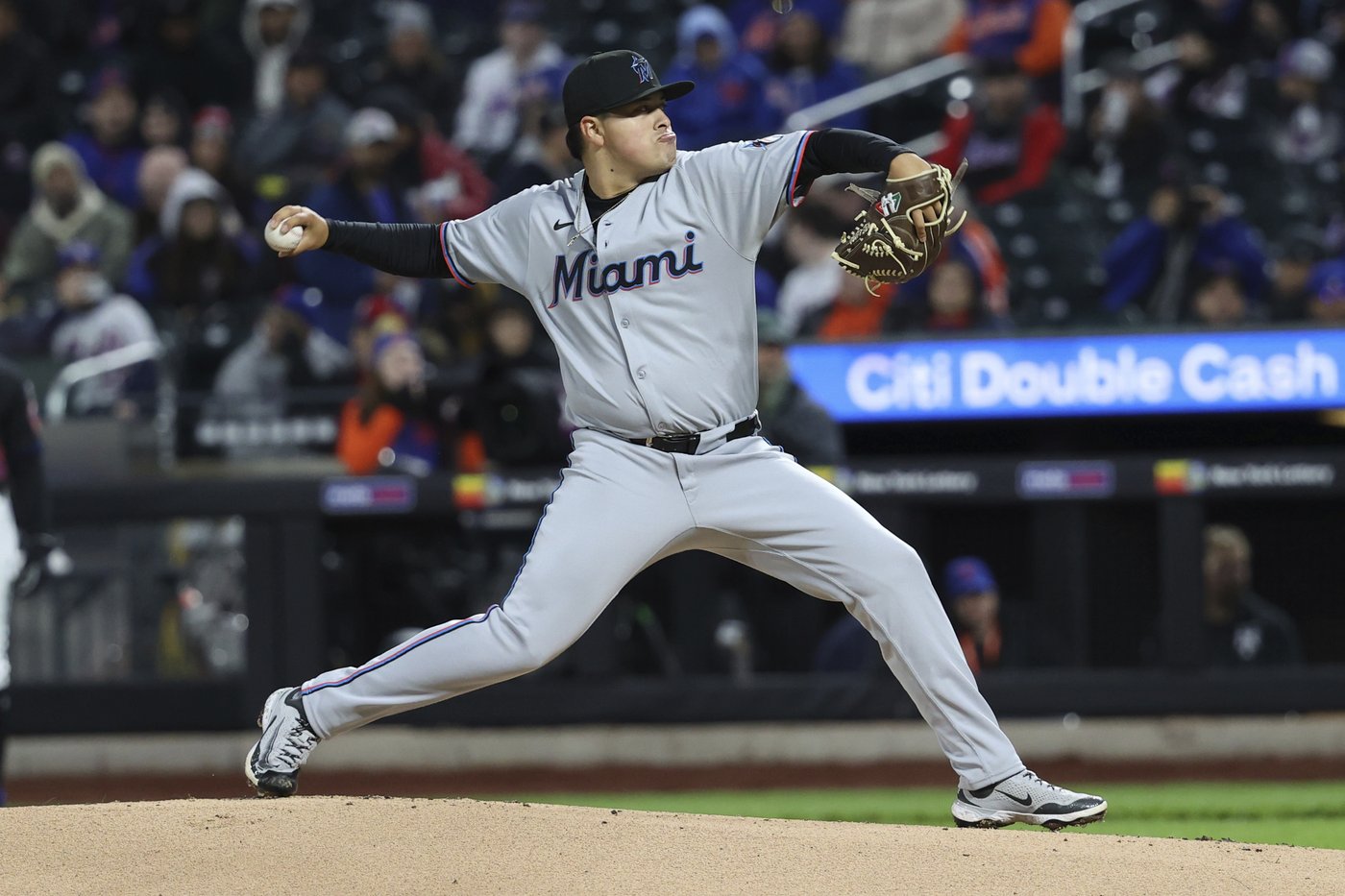 Juan Soto's RBI double leads Mets over Marlins 2-0 for 5-game winning streak | iNFOnews.ca Juan Soto's RBI double leads Mets over Marlins 2-0 for 5-game winning streak | iNFOnews.ca