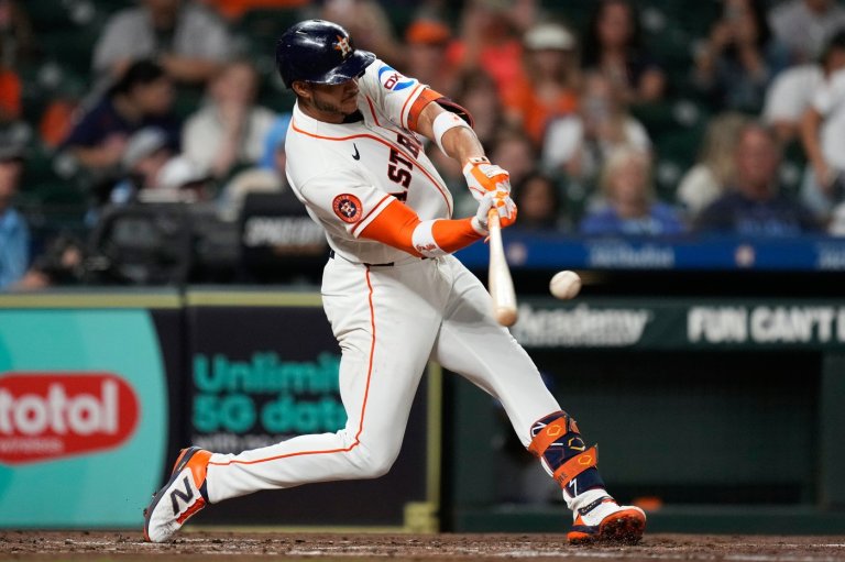 Jeremy Peña hits 2 early homers, Yordan Alvarez hits 39th as Astros beat Royals 4-2 | iNFOnews.ca