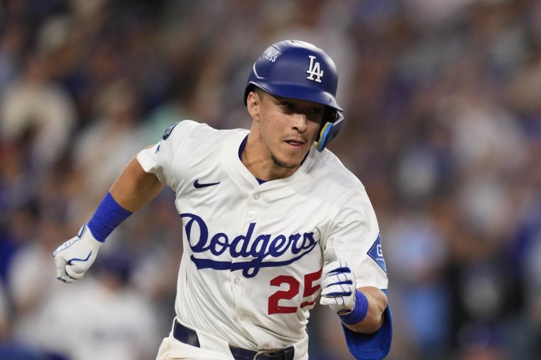 Dodgers utility man Tommy Edman won't be ready for opening day coming off ankle surgery | iNFOnews.ca