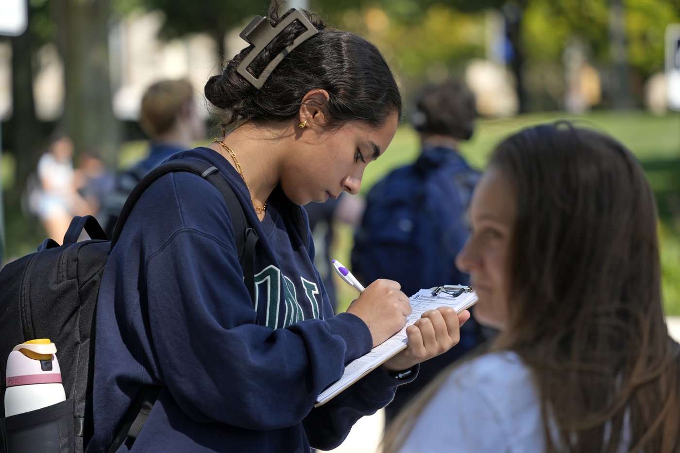 Young women lean Democratic. Now the election may hinge on Harris' ability to run up the score | iNFOnews.ca Young women lean Democratic. Now the election may hinge on Harris' ability to run up the score | iNFOnews.ca