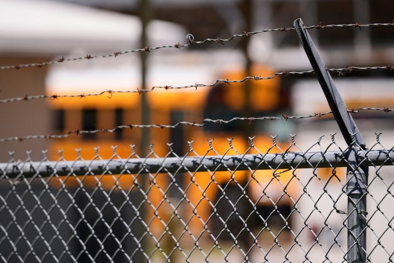 Trump administration's effort to end 1960s school desegregation cases faces a hurdle | iNFOnews.ca