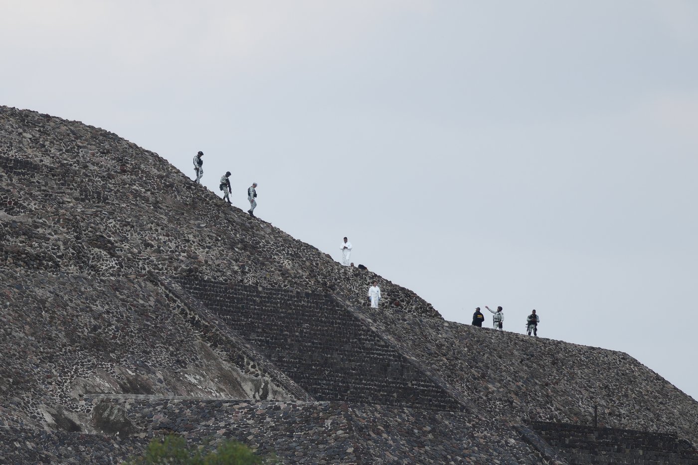 Gunman shoots several tourists at historic pyramids in Mexico, killing a Canadian | iNFOnews.ca Gunman shoots several tourists at historic pyramids in Mexico, killing a Canadian | iNFOnews.ca