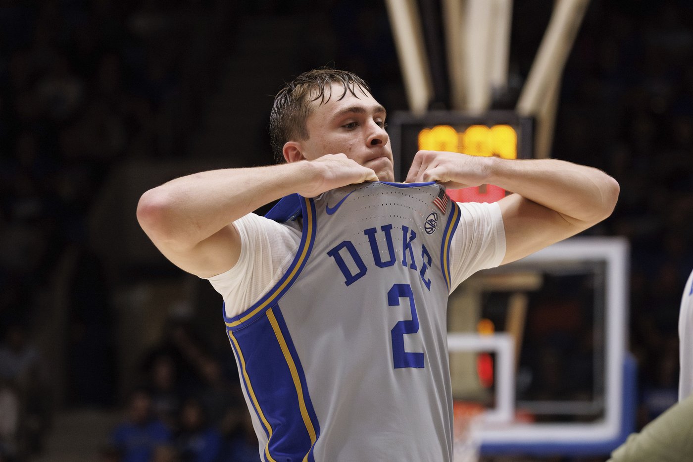 St. John's, Pitino begin life as a ranked team as part of the week's AP Top 25 national schedule | iNFOnews.ca