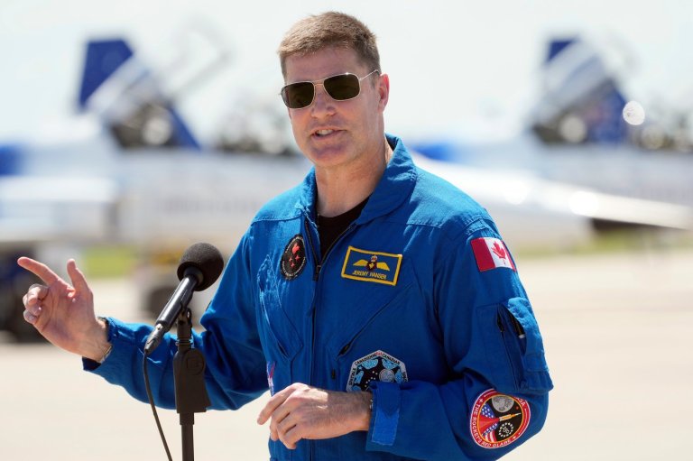 'Be in that moment': Astronaut Jeremy Hansen's wife prepares for his lunar mission | iNFOnews.ca