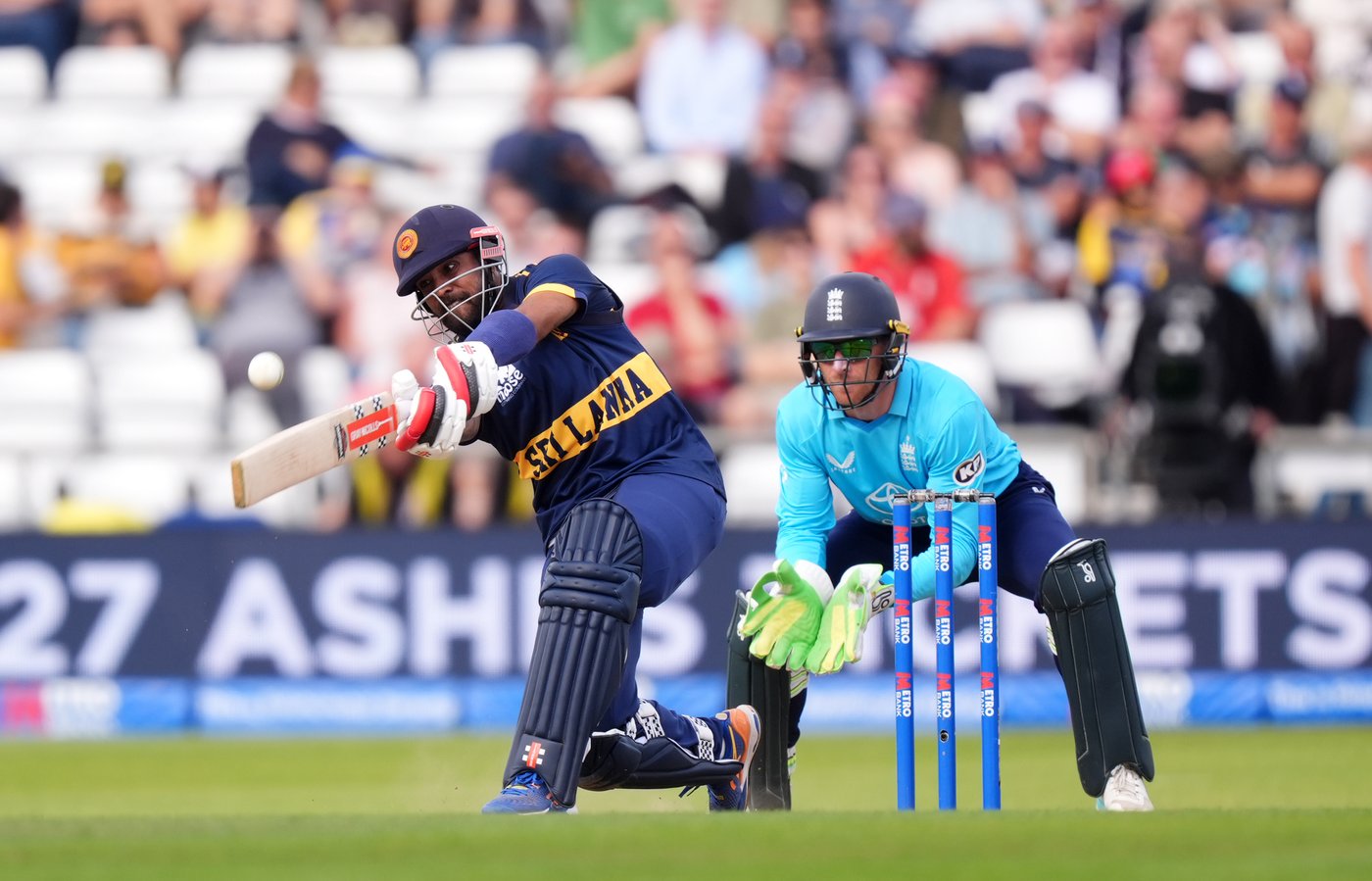 Sri Lanka beats England by 16 runs after 121 by captain Mendis to take ODI series to a decider | iNFOnews.ca