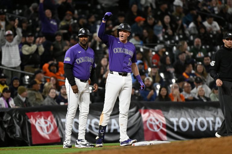 Rockies score 8 runs in the fifth inning and beat the Astros 9-7 | iNFOnews.ca