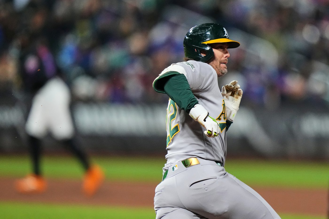 Jeff McNeil's emotional return to Citi Field includes 2 hits and a win | iNFOnews.ca