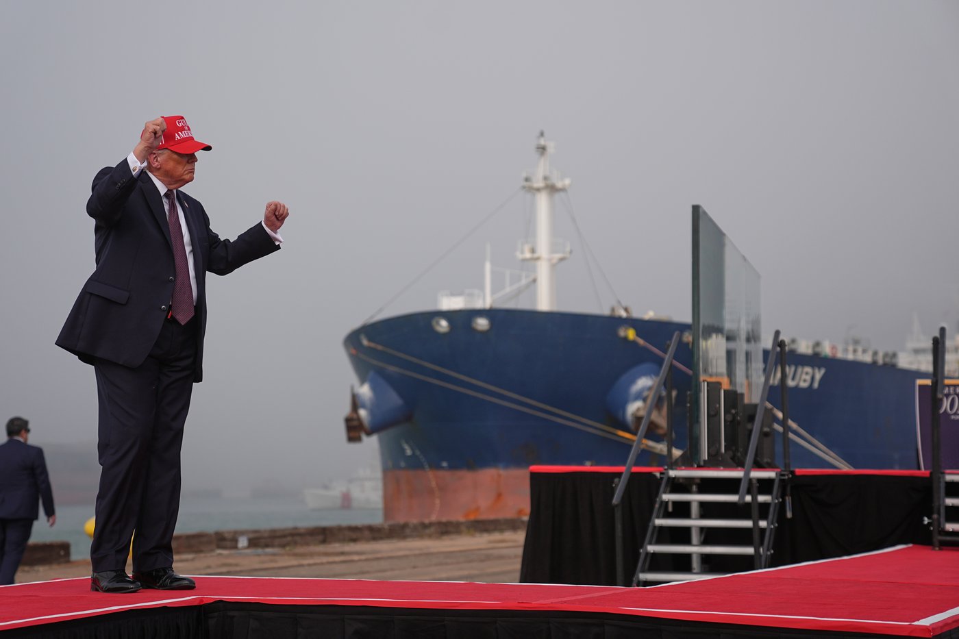 Trump's 'pretty much' decided whom to endorse in Texas' Senate primary but isn't yet saying a name | iNFOnews.ca