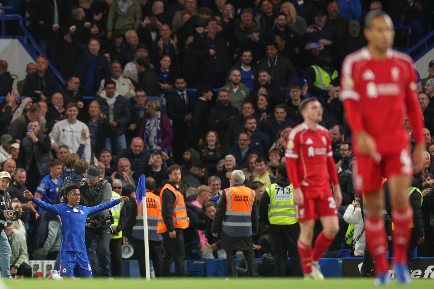 Chelsea beats Liverpool after late Estevao goal and Arsenal tops the Premier League | iNFOnews.ca