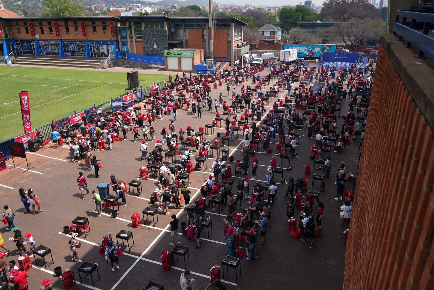Fire up the grills! Thousands of South Africans try to set a record for the biggest cookout | iNFOnews.ca Fire up the grills! Thousands of South Africans try to set a record for the biggest cookout | iNFOnews.ca