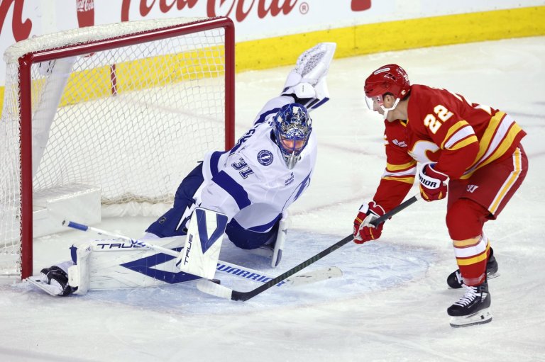 Senators acquire goaltender Jonas Johansson from Lightning for future considerations | iNFOnews.ca