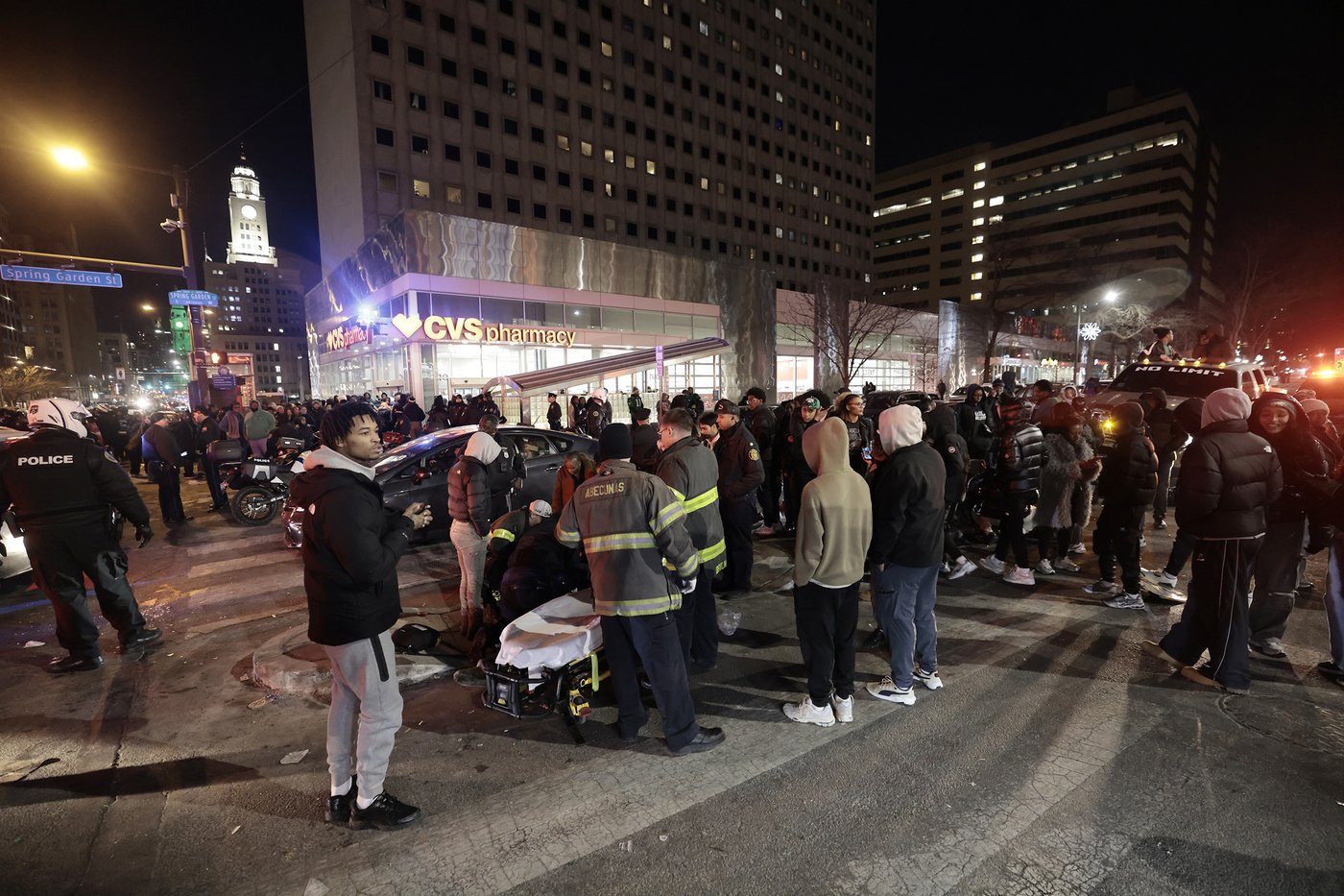 3 injured by car driven into a crowd in Philadelphia after Eagles playoff game | iNFOnews.ca 3 injured by car driven into a crowd in Philadelphia after Eagles playoff game | iNFOnews.ca