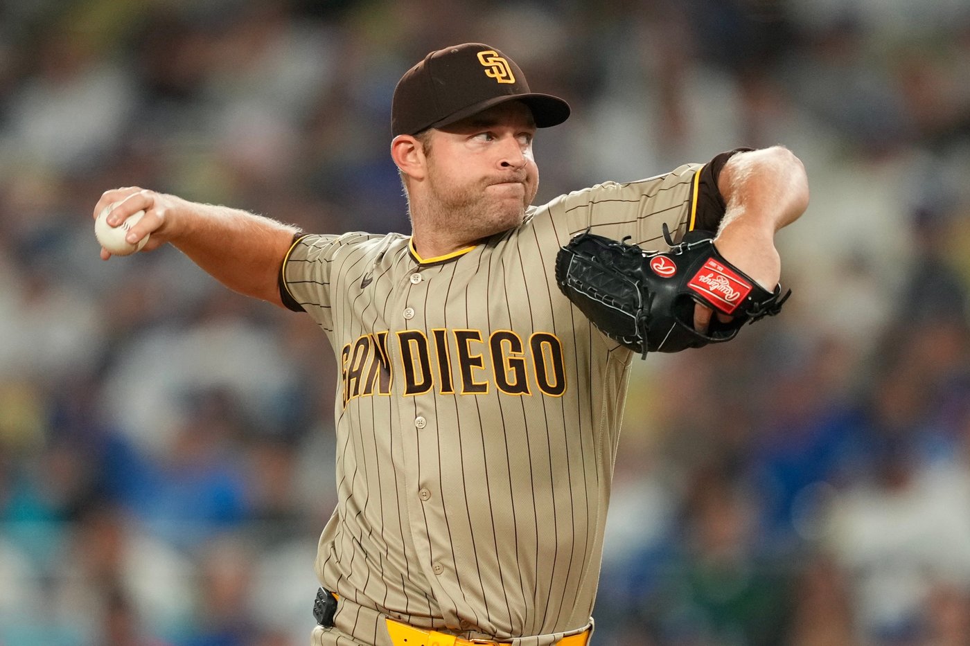 Dodgers score 5 two-out runs off Padres starter Michael King in 7-0 victory | iNFOnews.ca