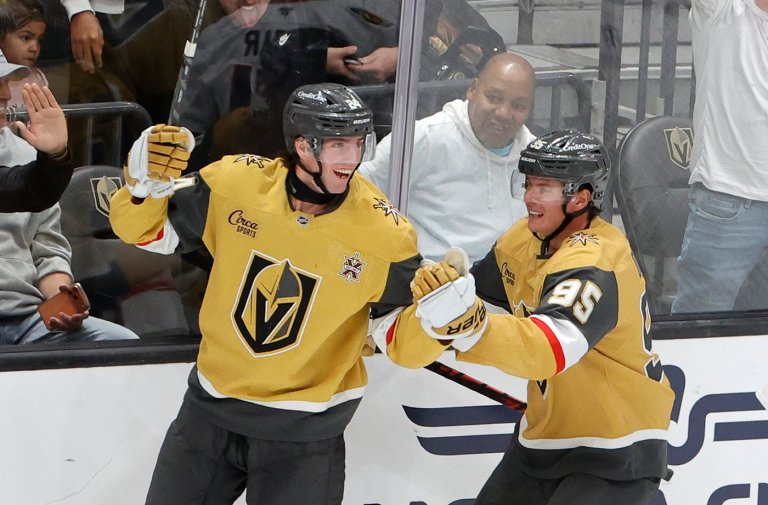 Eichel hits 700 points as Golden Knights beat Blackhawks in Ryan Craig’s first game behind the bench | iNFOnews.ca